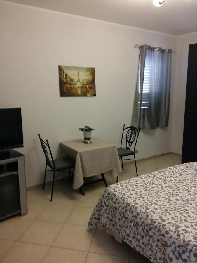 B&B Lavinaio Aci SantʼAntonio Bed & Breakfast