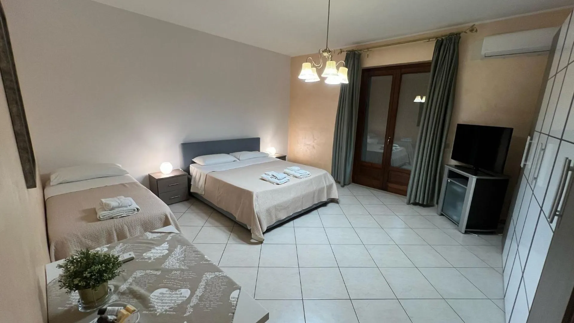 Bed & Breakfast B&B Lavinaio Aci SantʼAntonio